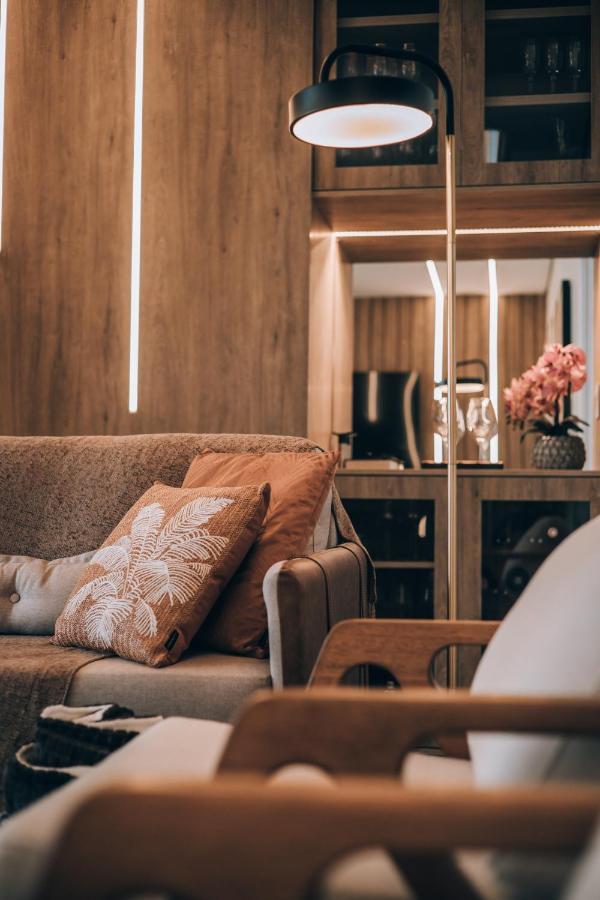 Superita Campos do Jordão: Upscale Resort-Style Apartment Near Capivari Exterior photo
